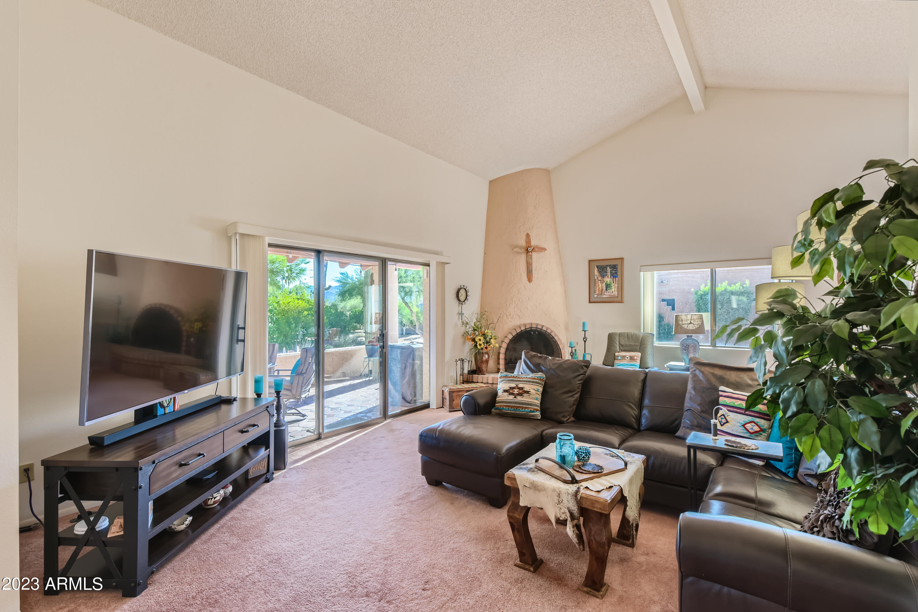 26449 North Arroyo Way Rio Verde, AZ 85263 - Photo 5 of 37 Living Room