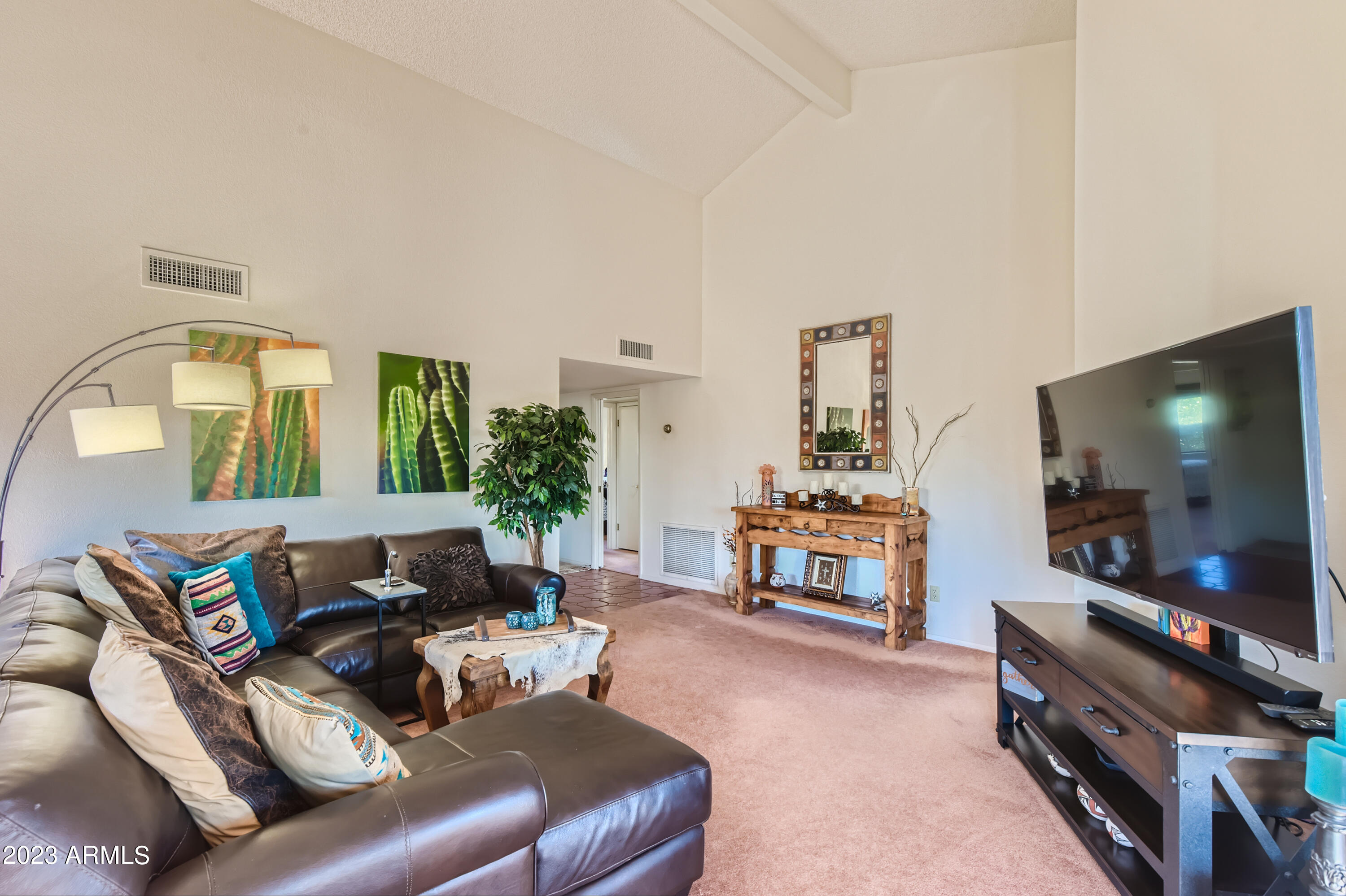 26449 North Arroyo Way Rio Verde, AZ 85263 - Photo 7 of 37 Living Room