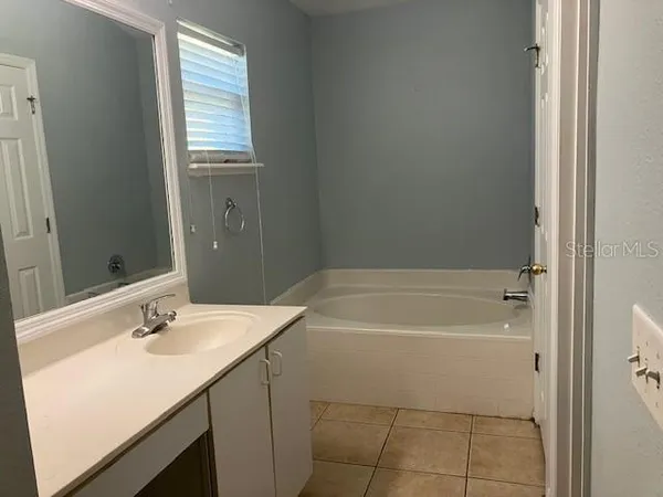 $2,200 | 6215 Gondola Drive, Riverview, FL 33578