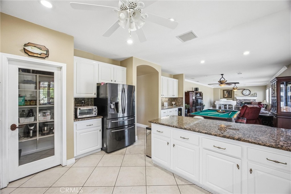 8319 Daisy Lane Riverside, CA 92508 - Photo 13 of 53