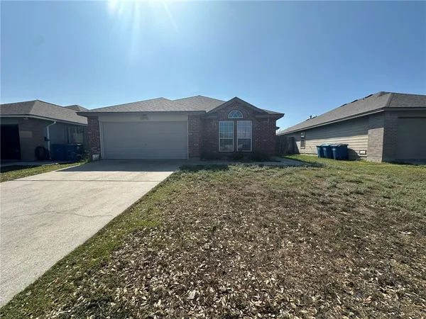 $2,395 | 2012 Cottonwood Drive, Portland, TX 78374