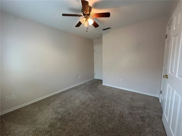 $2,395 | 2012 Cottonwood Drive, Portland, TX 78374