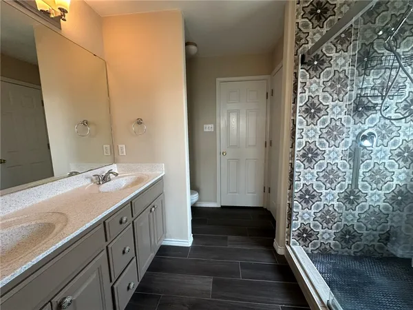 $2,395 | 2012 Cottonwood Drive, Portland, TX 78374