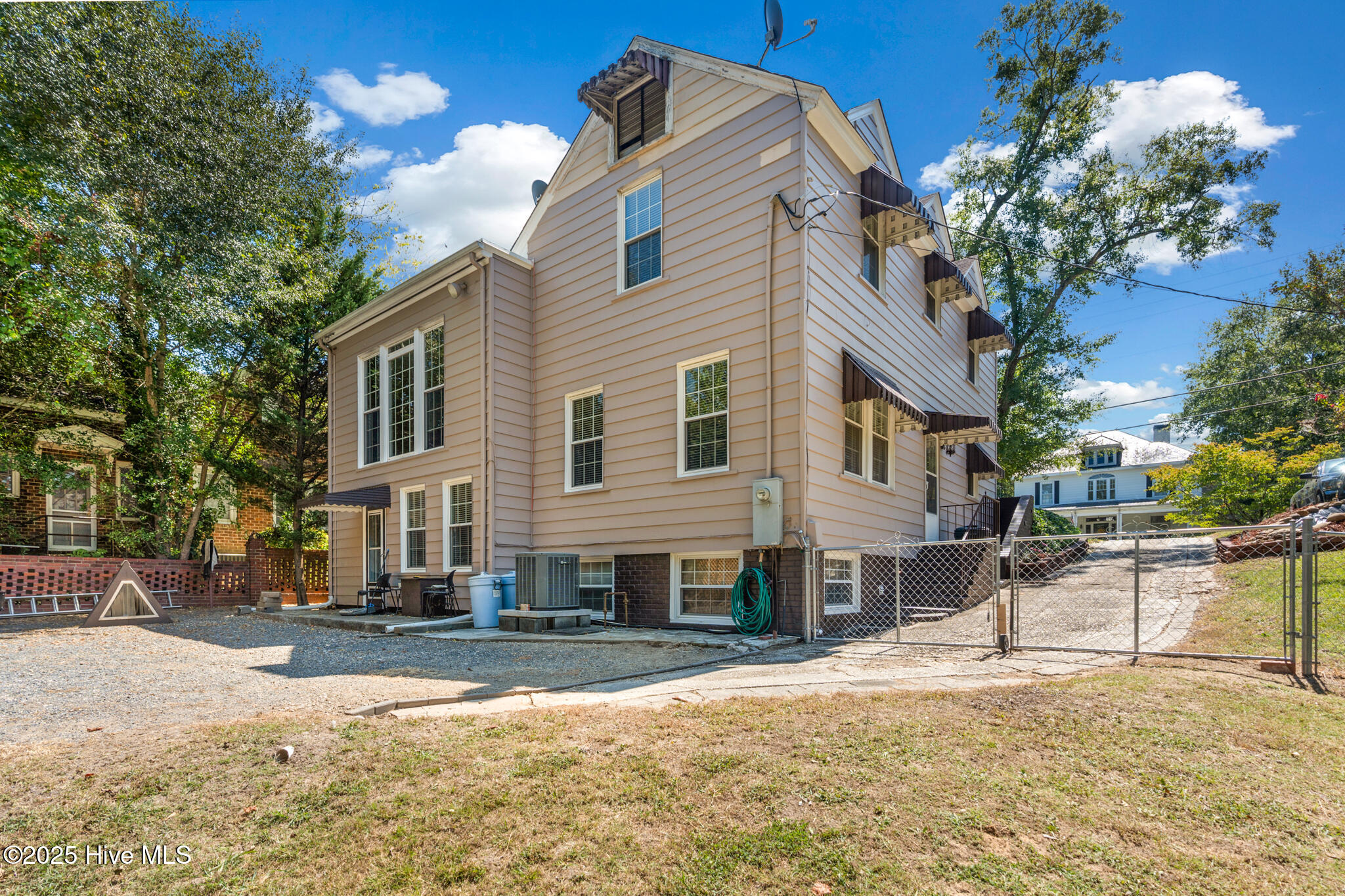 1019 Fayetteville Road Rockingham, NC 28379 - Photo 27 of 33 A7404916
