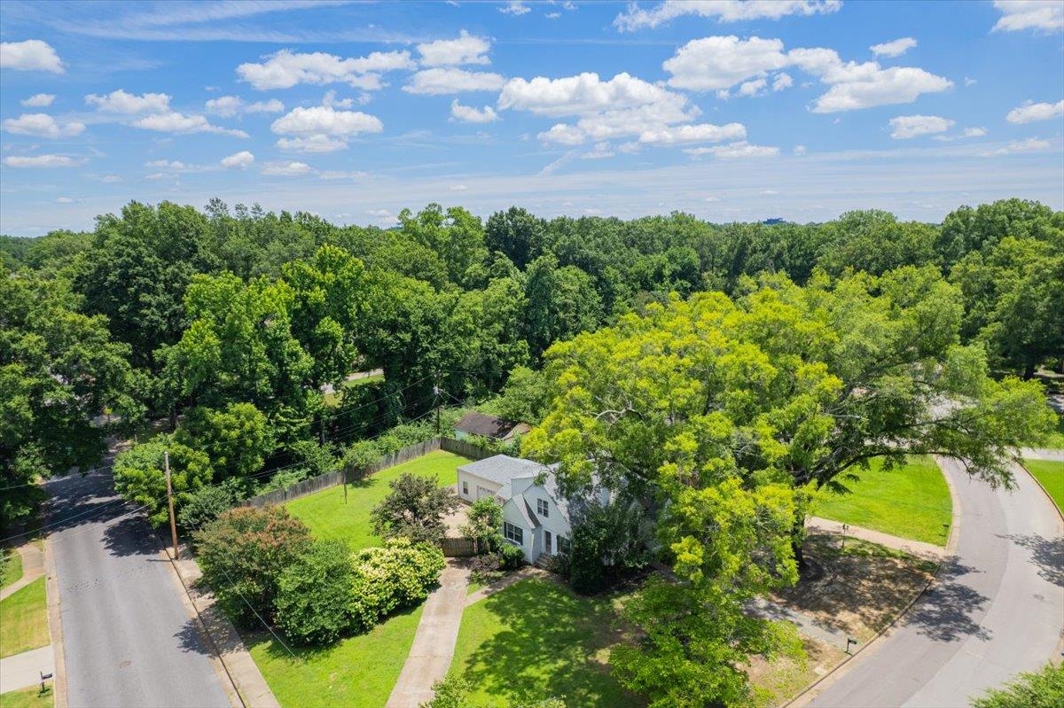 252 Barry Road Memphis, TN 38117 - Photo 5 of 39