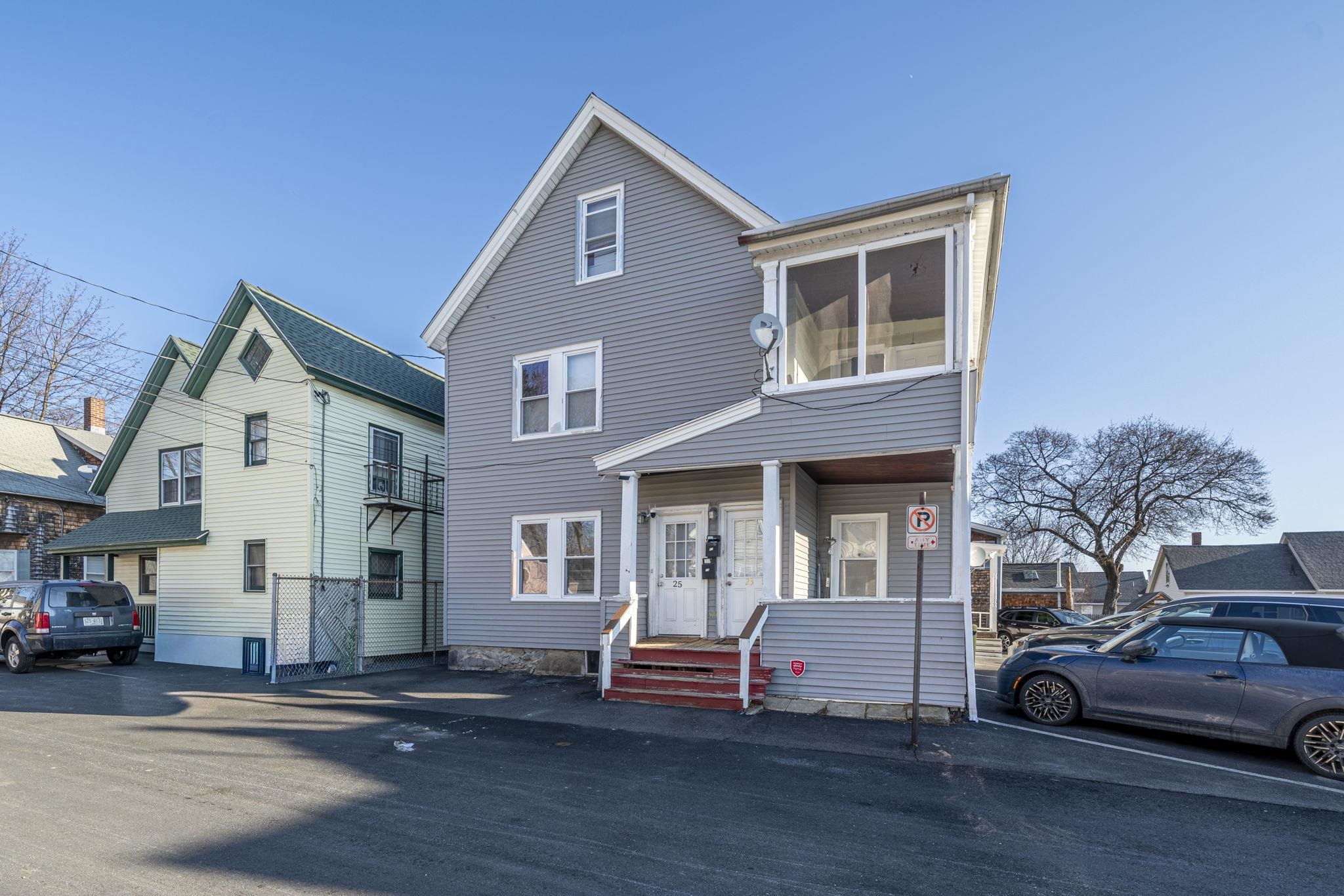 25 Salem Street Nashua, NH 03064 - Photo 2 of 32