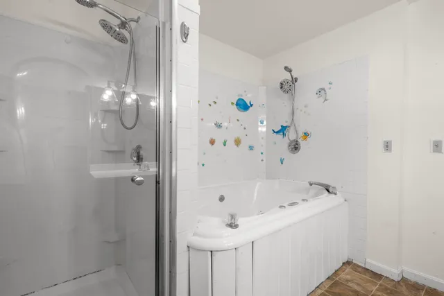 $2,600 | 25 Salem Street, Nashua, NH 03064