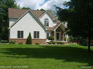 9690 Forest Ridge Drive Clarkston, MI 48348 - Photo 1 of 1 Frontview