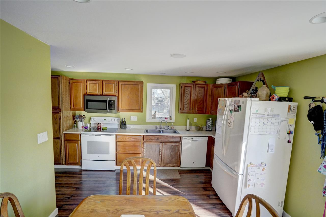3 Worthley Road Derry, NH 03038 - Photo 24 of 39
