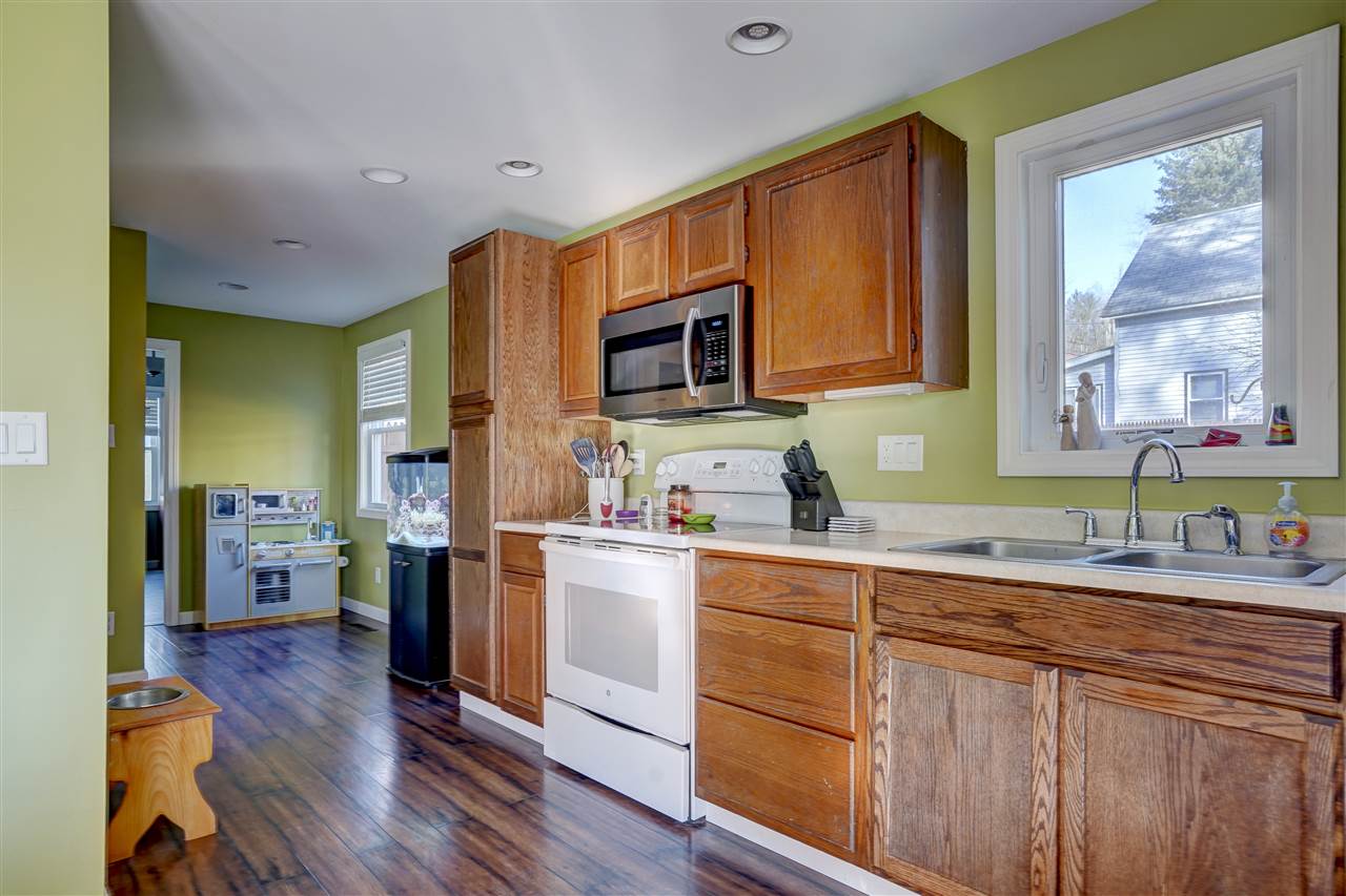 3 Worthley Road Derry, NH 03038 - Photo 25 of 39