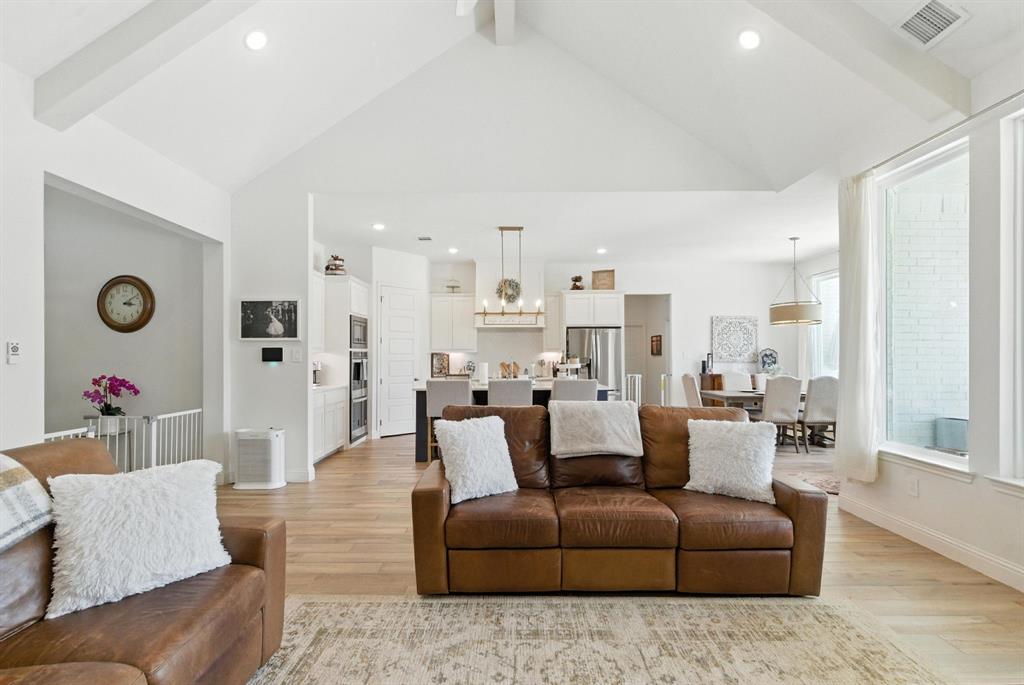 363 Red Bird Drive Springtown, TX 76082 - Photo 28 of 40 a living room with furniture and a couch