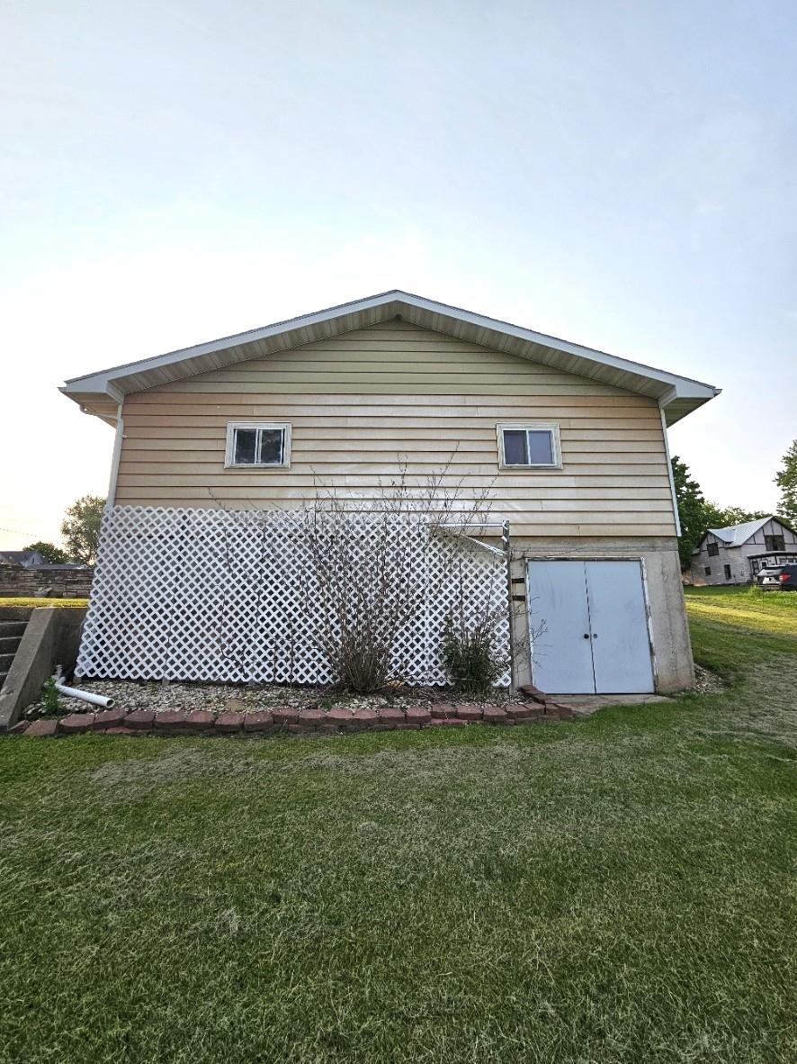 1004 Water Hillsboro, WI 54634 - Photo 30 of 49