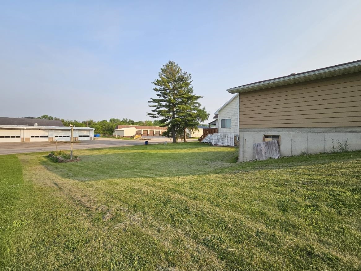 1004 Water Hillsboro, WI 54634 - Photo 33 of 49