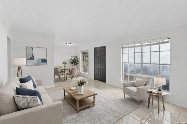 $965 | 6611 Southpoint Street, Unit 128, San Antonio, TX 78229