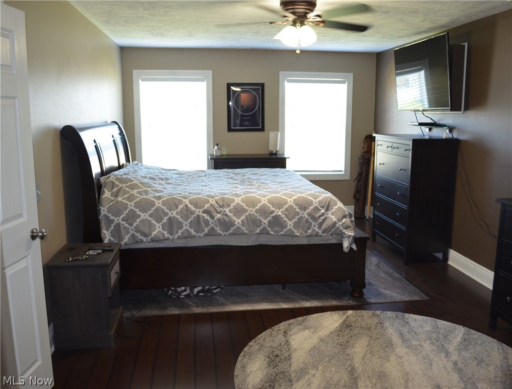 4024 Manchester Road Perry, OH 44081 - Photo 3 of 28