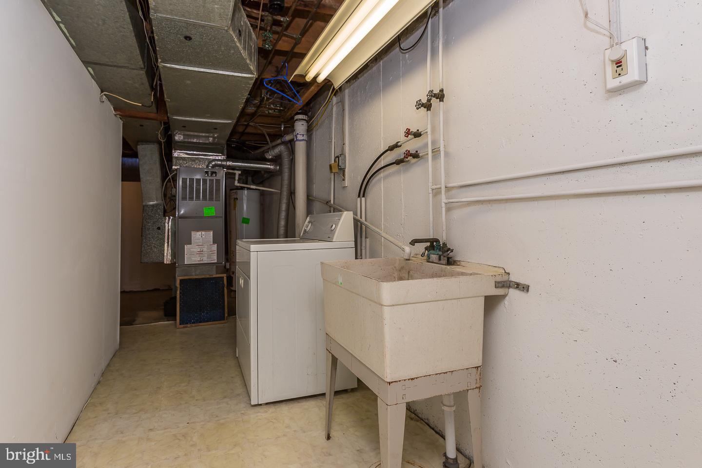 318 Laurel Road Sharon Hill, PA 19079 - Photo 31 of 35 Laundry Room