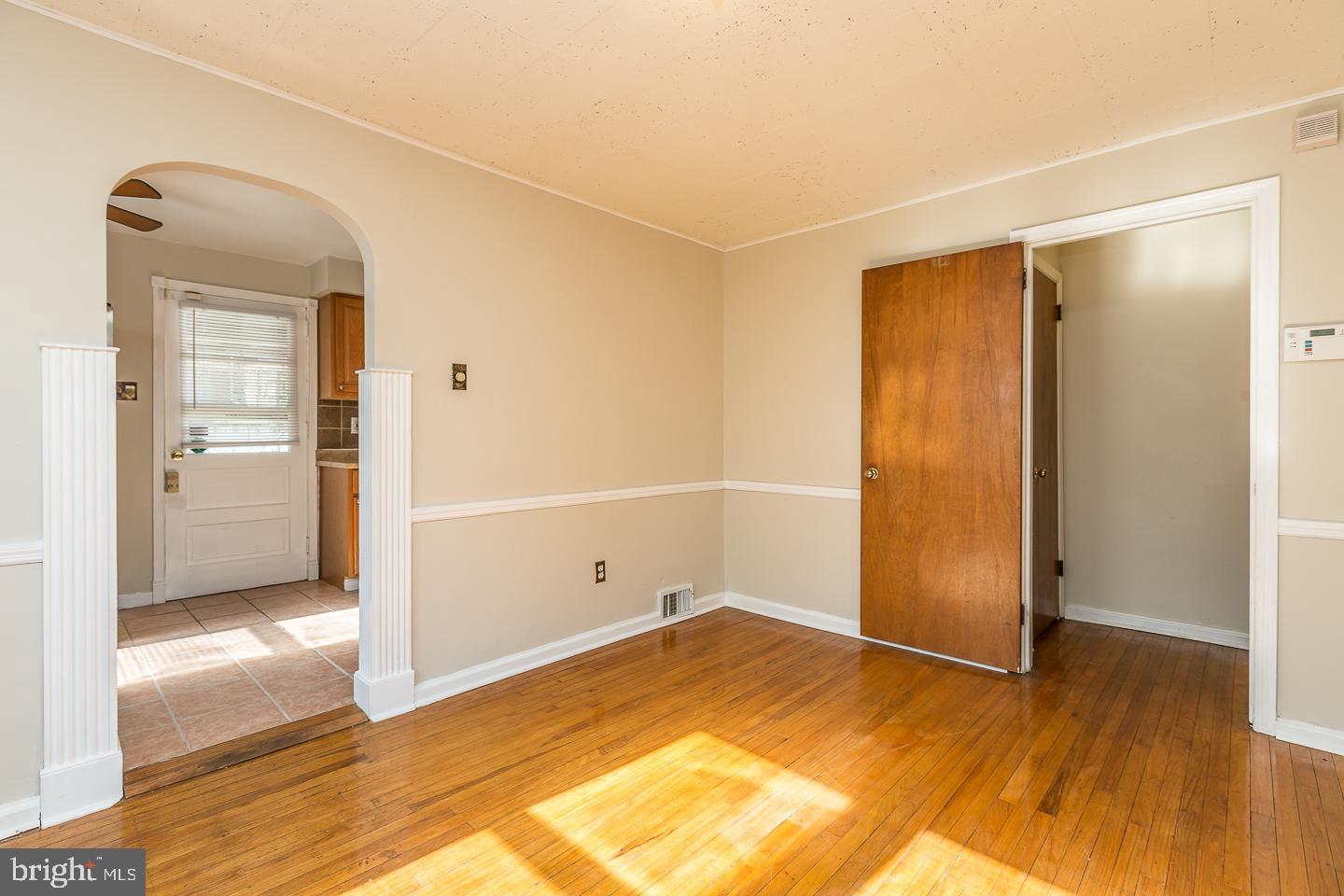 318 Laurel Road Sharon Hill, PA 19079 - Photo 7 of 35 Formal Dining room