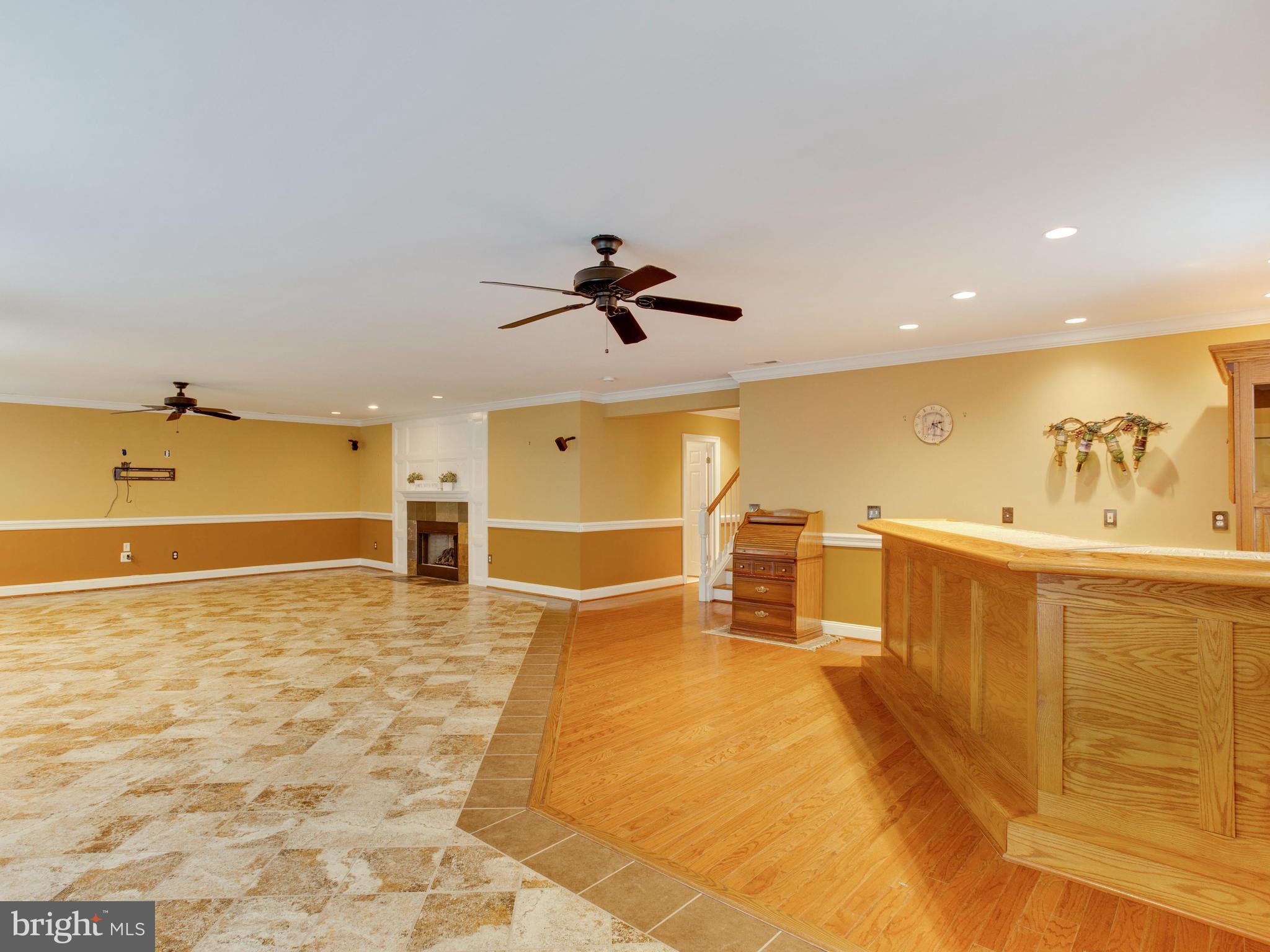 6239 Solomons Island Road Tracys Landing, MD 20779 - Photo 39 of 54 Bar area - drinks anyone!