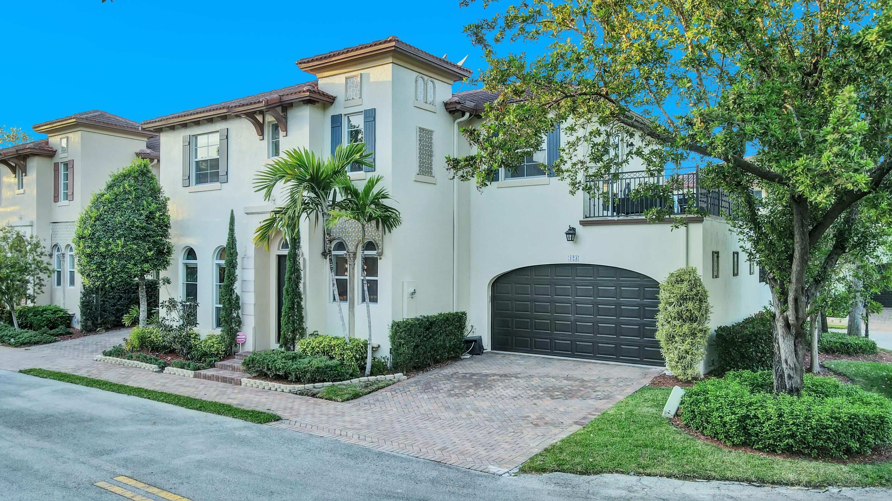123 Via Palma Lane Boca Raton, FL 33487 - Photo 2 of 50 123 Via Palma Lane