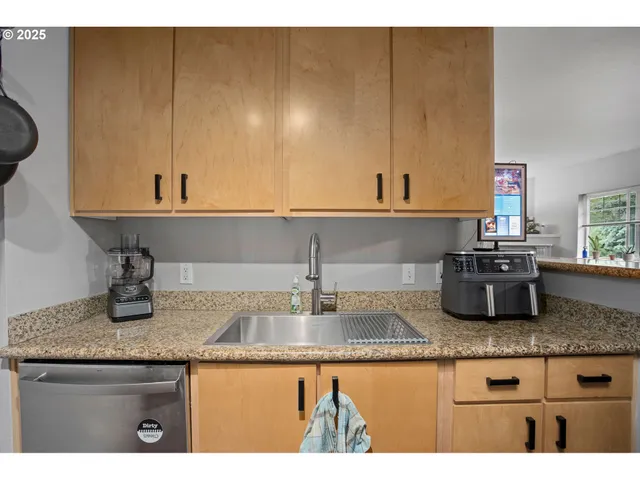 $312,000 | 10800 Southeast 17th Circle, Unit B23, Vancouver, WA 98664