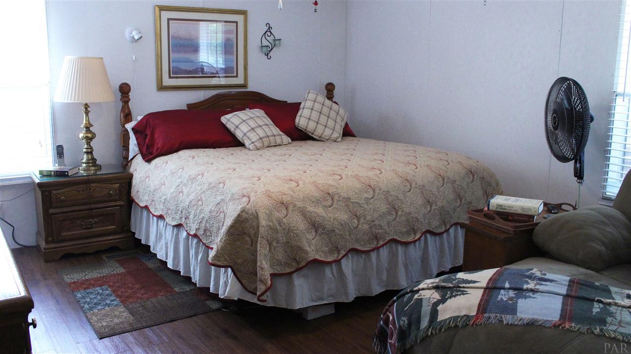 7093 Heath Road Milton, FL 32570 - Photo 16 of 30 Gallery Image 16