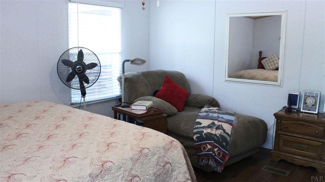 7093 Heath Road Milton, FL 32570 - Photo 17 of 30 Gallery Image 17