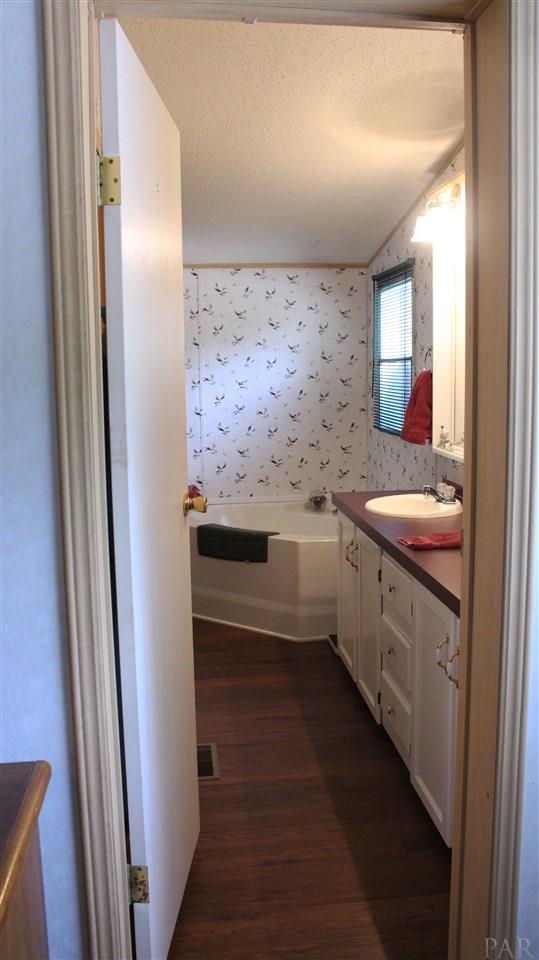 7093 Heath Road Milton, FL 32570 - Photo 19 of 30 Gallery Image 19