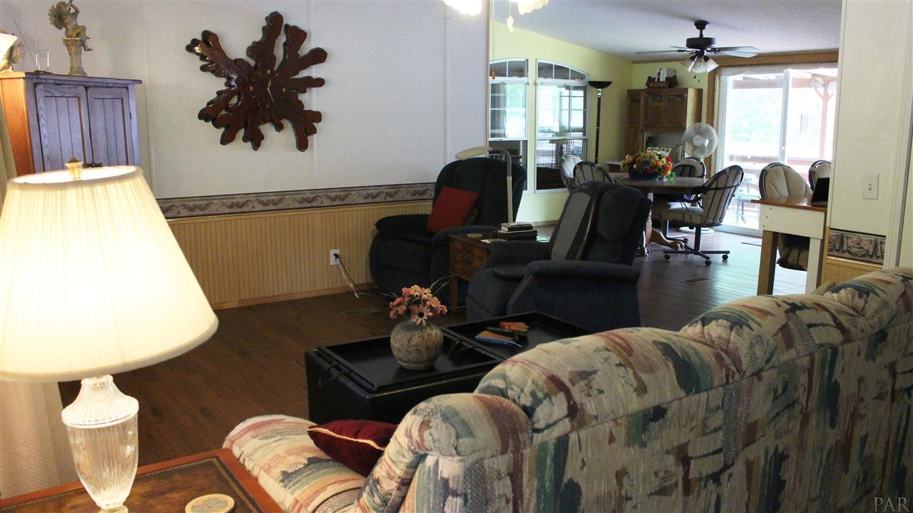 7093 Heath Road Milton, FL 32570 - Photo 9 of 30 Gallery Image 9
