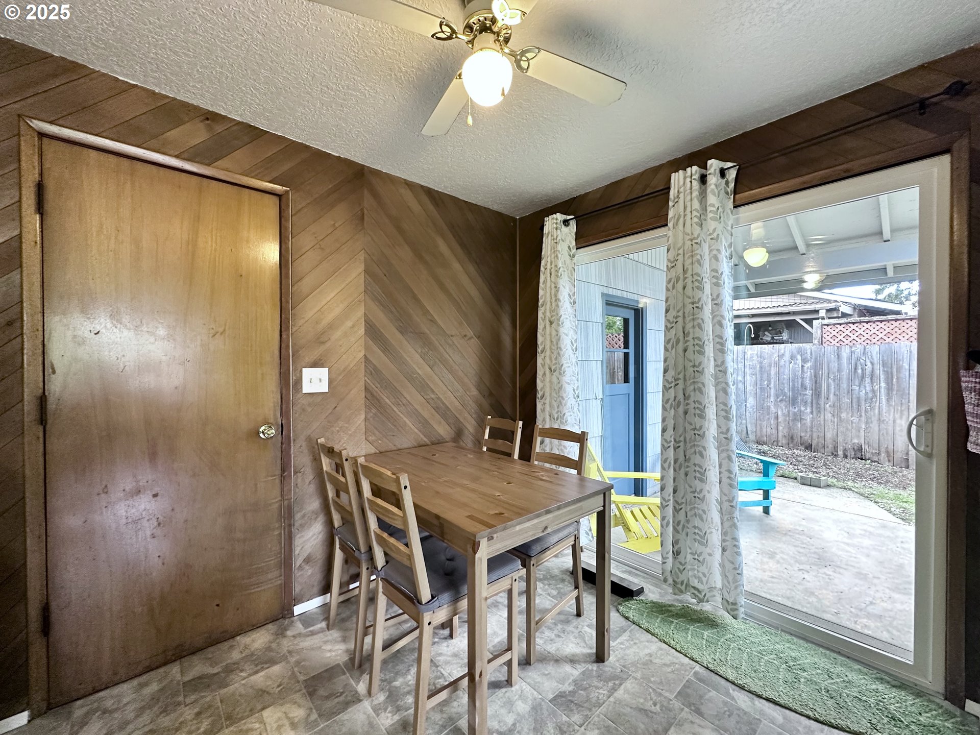 1563 Southeast 11th Street Gresham, OR 97080 - Photo 17 of 30