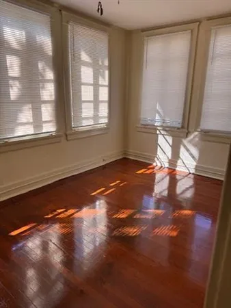 $1,295 | 1507 Napoleon Avenue, Unit 302, New Orleans, LA 70115