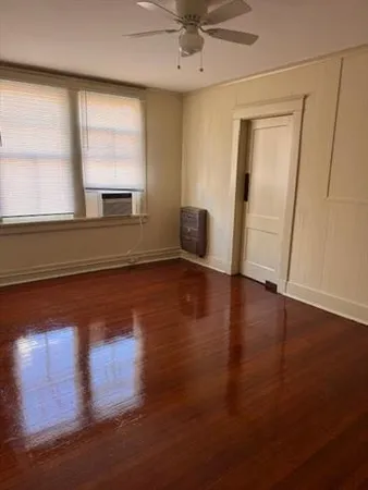 $1,295 | 1507 Napoleon Avenue, Unit 302, New Orleans, LA 70115