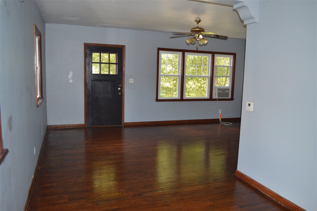 1518 Jersey Ridge Road Davenport, IA 52803 - Photo 3 of 14 Gallery Image 3