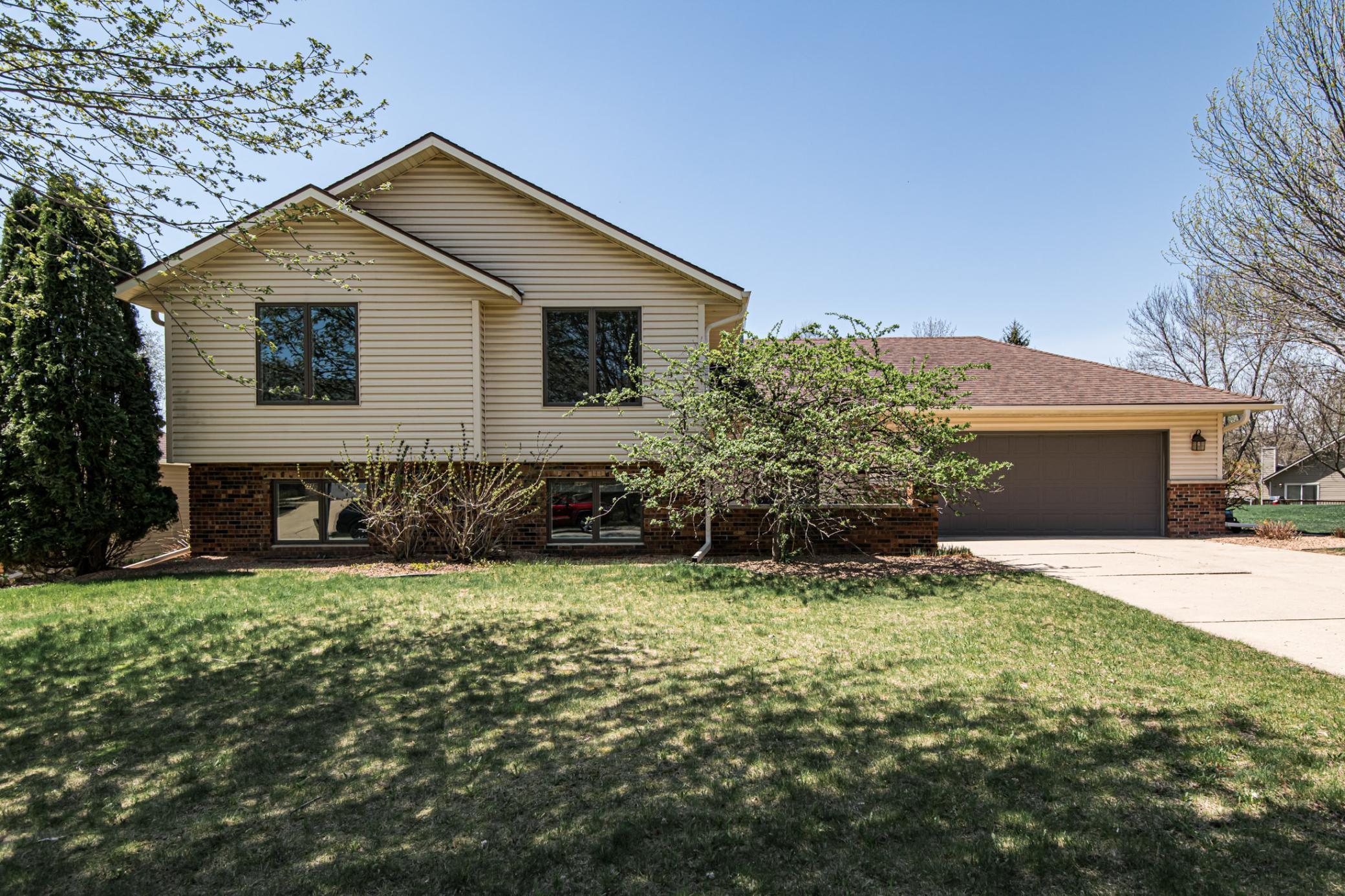 5717 Stapleton Lane Northwest Rochester, MN 55901 - Photo 1 of 36