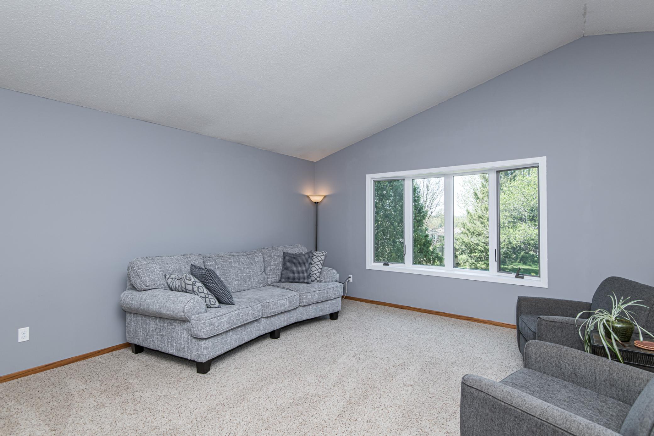 5717 Stapleton Lane Northwest Rochester, MN 55901 - Photo 13 of 36