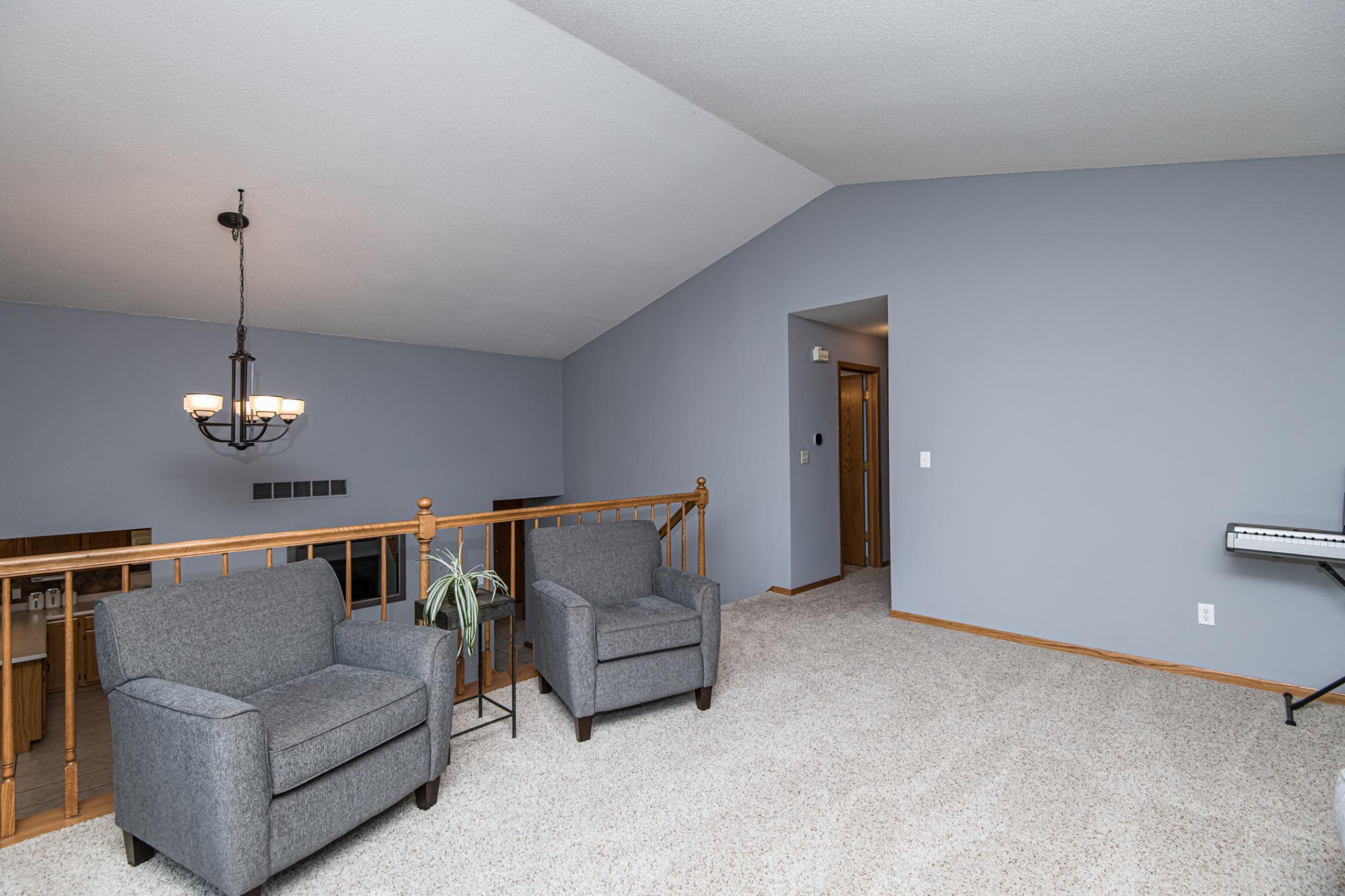 5717 Stapleton Lane Northwest Rochester, MN 55901 - Photo 15 of 36