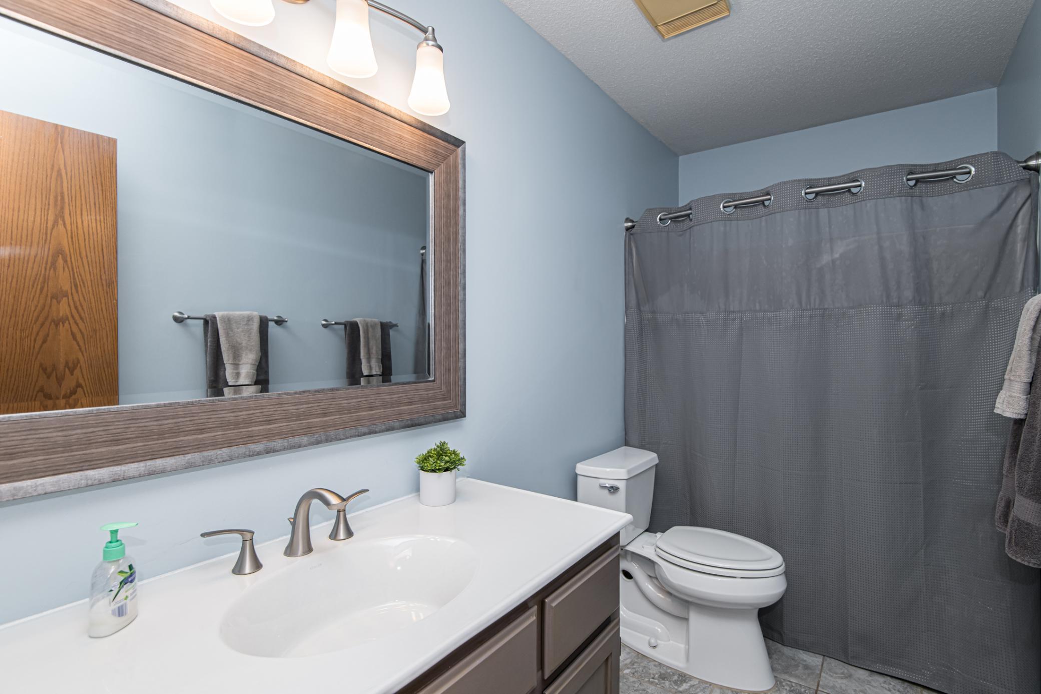 5717 Stapleton Lane Northwest Rochester, MN 55901 - Photo 16 of 36