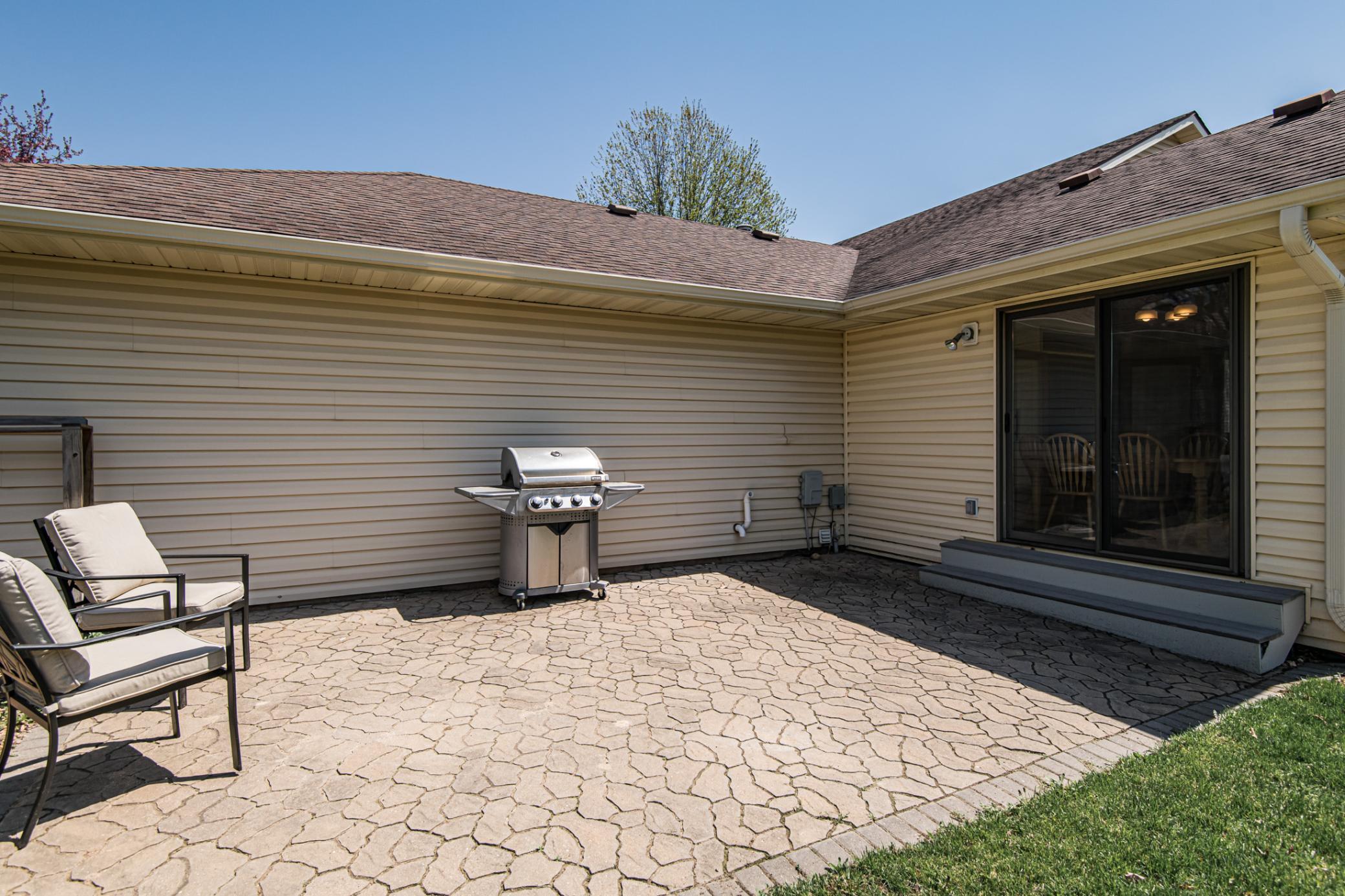5717 Stapleton Lane Northwest Rochester, MN 55901 - Photo 34 of 36