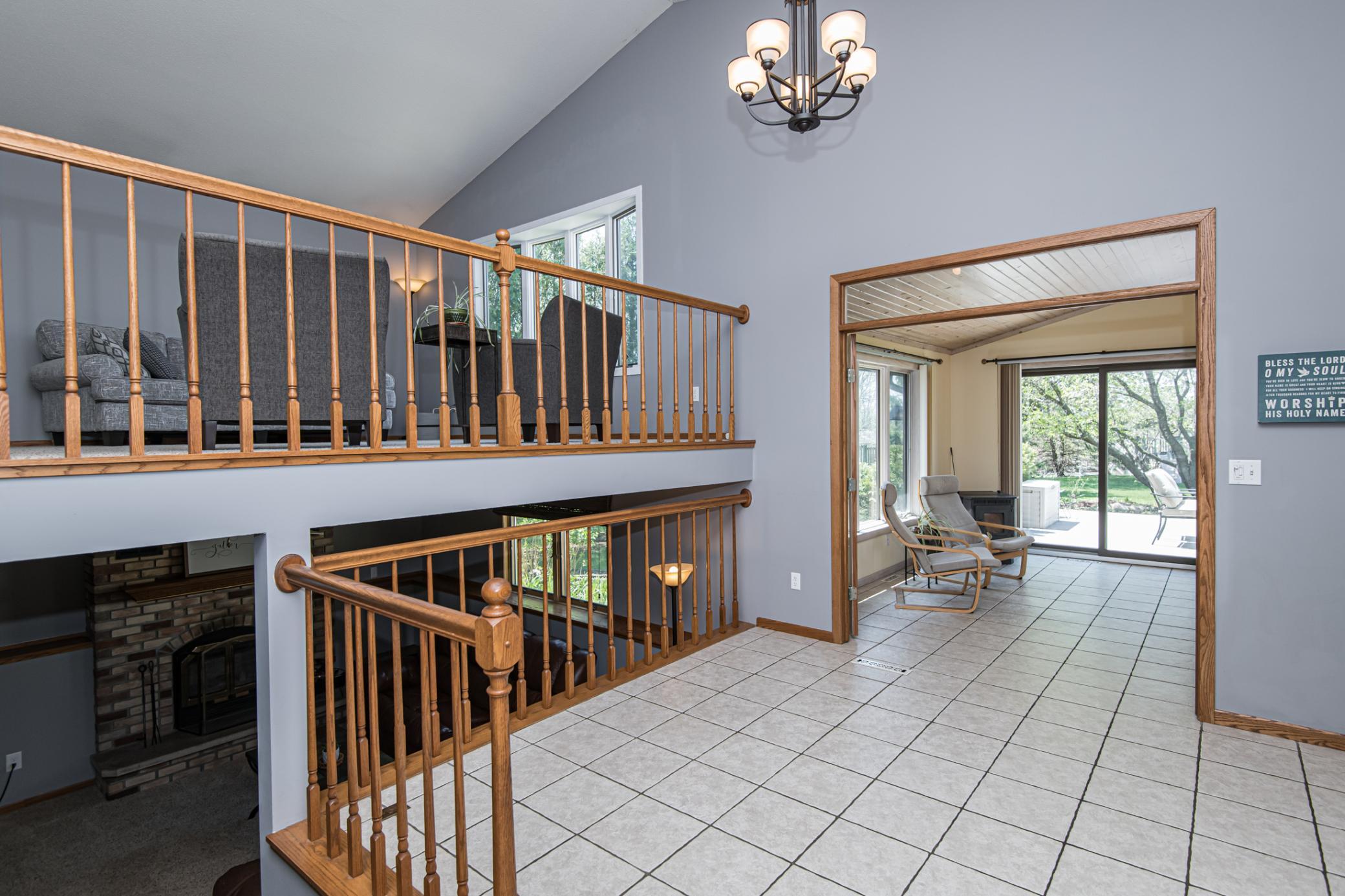 5717 Stapleton Lane Northwest Rochester, MN 55901 - Photo 7 of 36