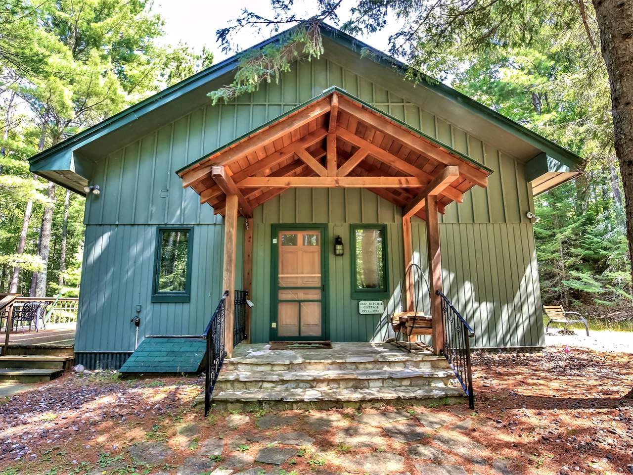8612 Idlewild Sayner, WI 54560 - Photo 2 of 36 Gallery Image 2