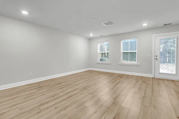$3,000 | 1226 Tice Lane, North Charleston, SC 29405
