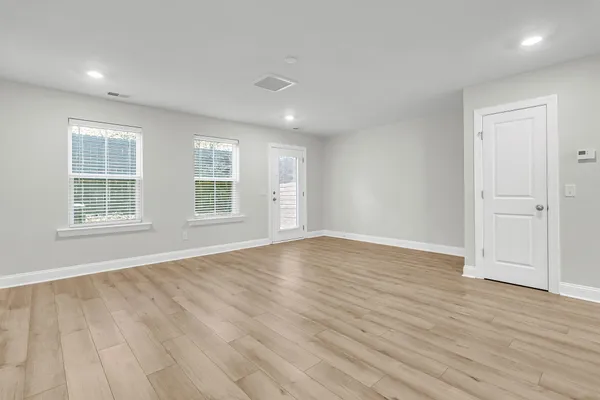 $3,000 | 1226 Tice Lane, North Charleston, SC 29405