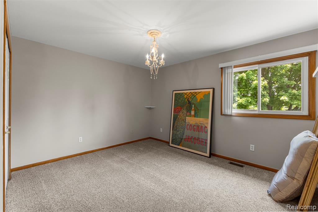 46671 Mornington Road Canton, MI 48188 - Photo 42 of 76 Gallery Image 42