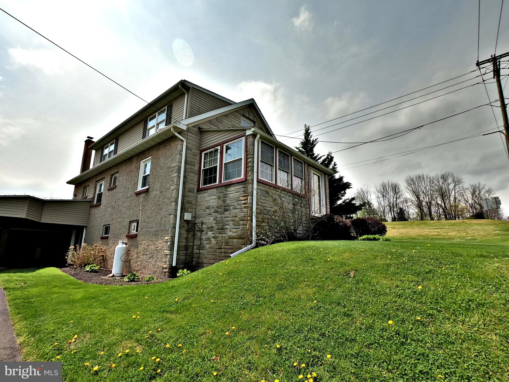703 South Center Road Birdsboro, PA 19508 - Photo 2 of 21 Gallery Image 2