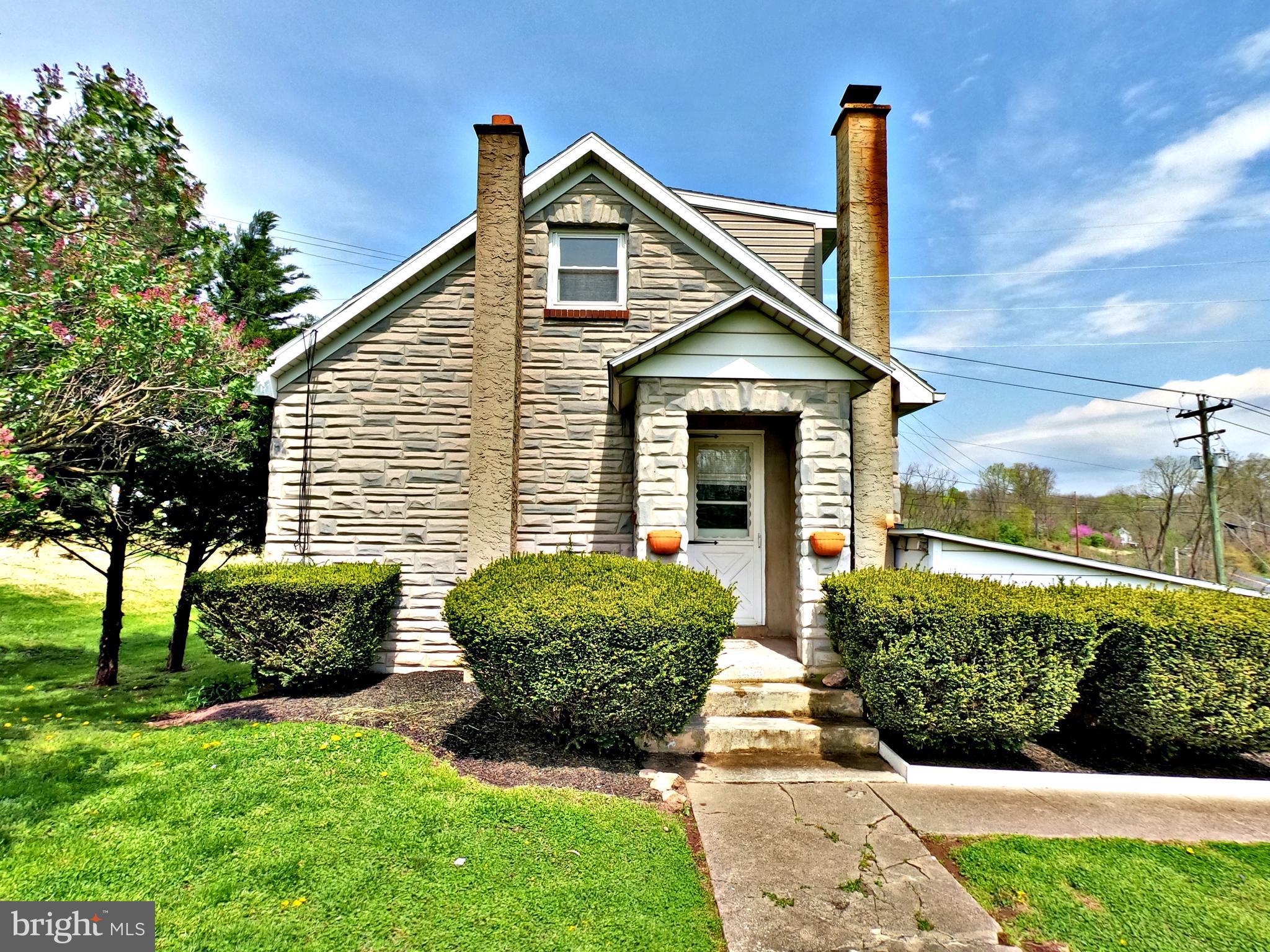 703 South Center Road Birdsboro, PA 19508 - Photo 4 of 21 Gallery Image 4