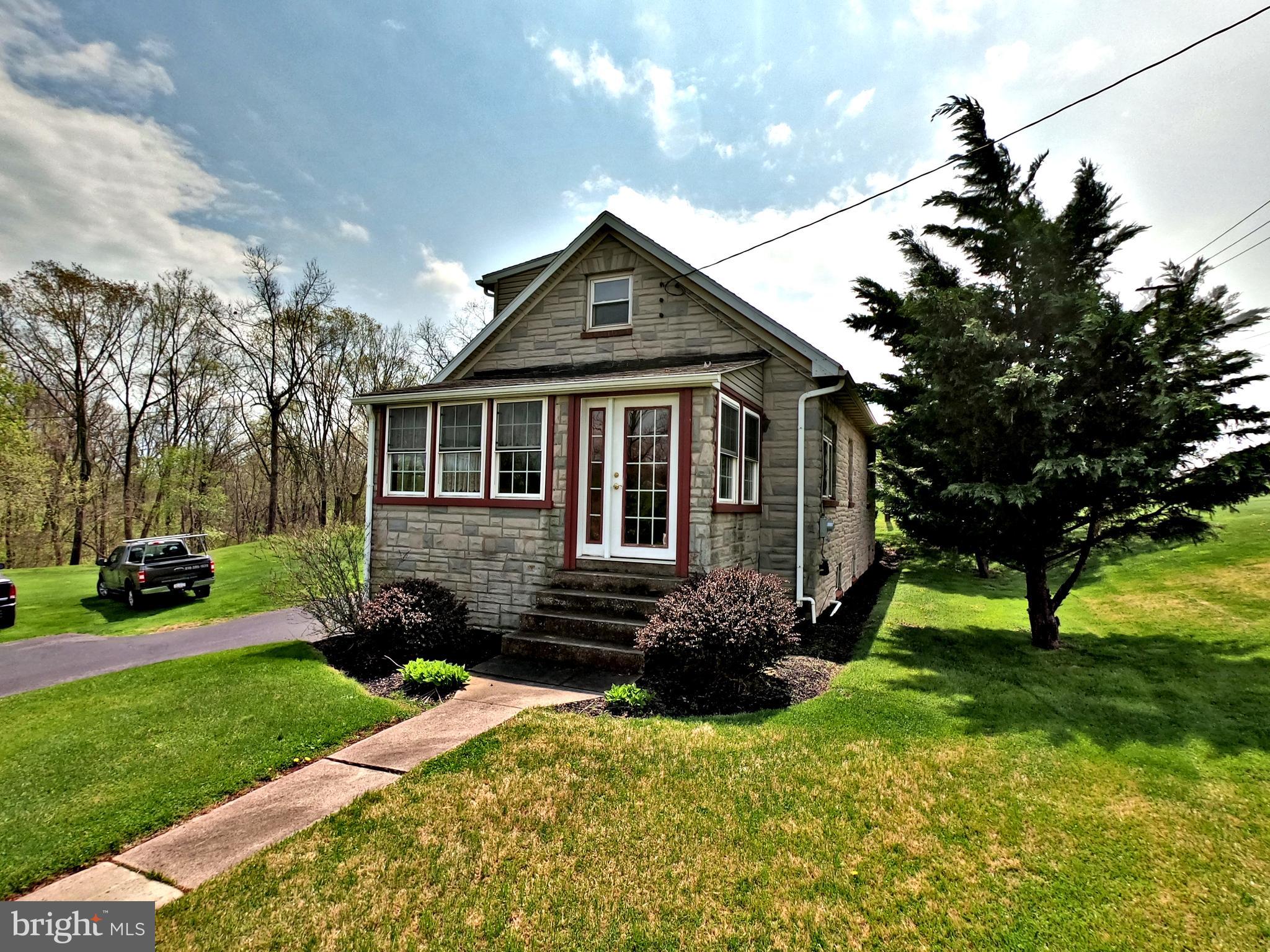 703 South Center Road Birdsboro, PA 19508 - Photo 5 of 21 Gallery Image 5