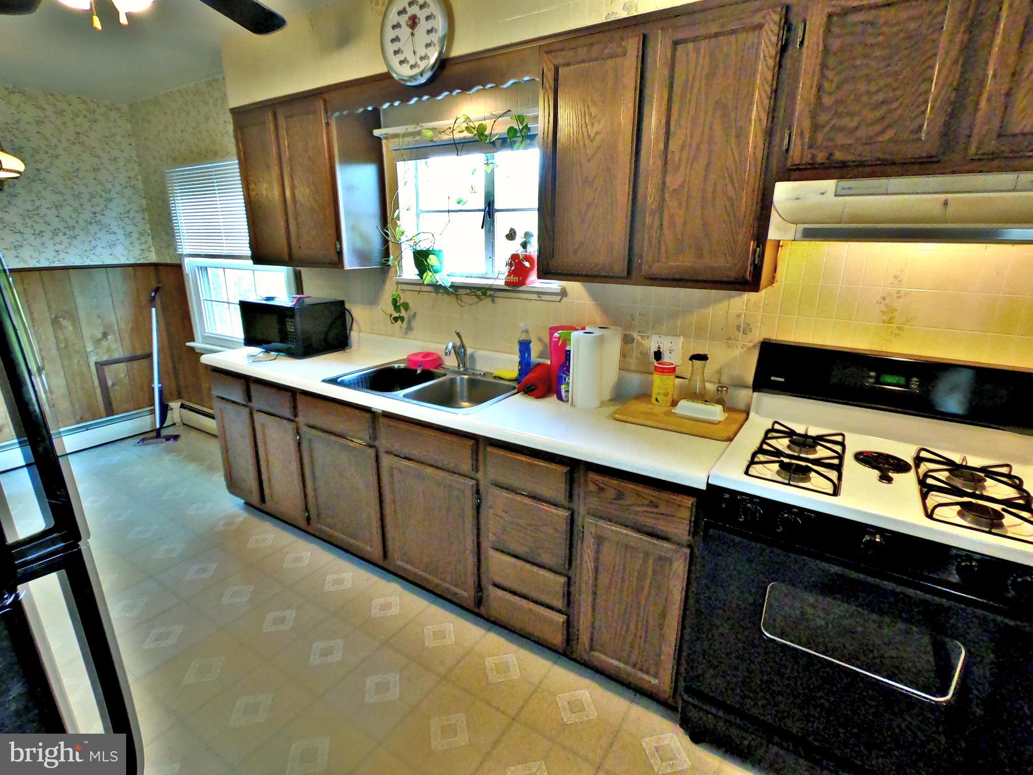 703 South Center Road Birdsboro, PA 19508 - Photo 10 of 21 Gallery Image 10