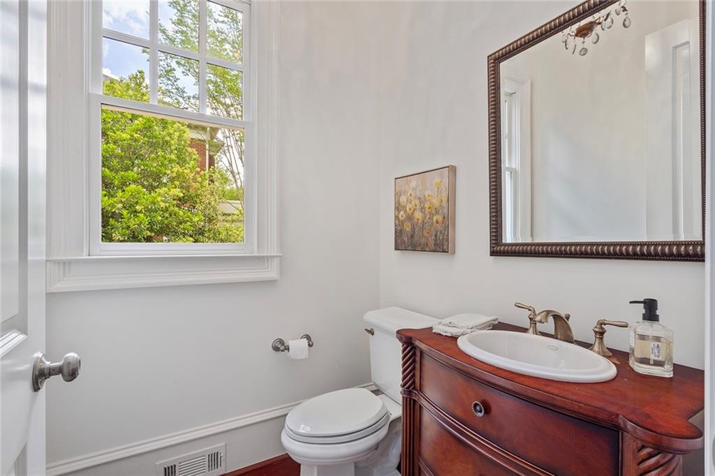 2000 Lancaster Square Roswell, GA 30076 - Photo 29 of 88