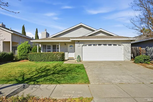 $715,000 | 1256 Pear Tree Lane, Napa, CA 94558