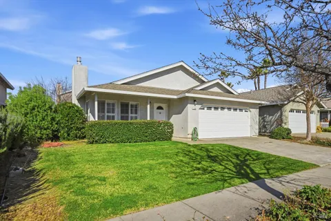 $725,000 | 1256 Pear Tree Lane, Napa, CA 94558