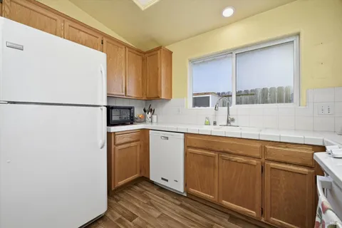 $725,000 | 1256 Pear Tree Lane, Napa, CA 94558